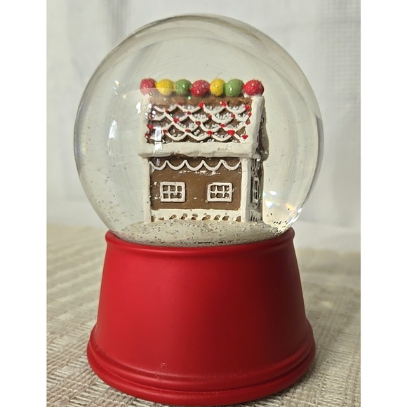 Threshold 2015 Snow Globe Gingerbread House "We Wish You a Merry Christmas" - Picture 4 of 8